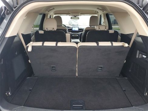 Used 2020 Ford Explorer Limited w/ Class III Trailer Tow Package image 7