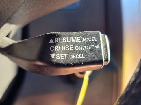 Used 2010 Dodge Ram 1500 Truck Laramie w/ Chrome Accents Group image 41