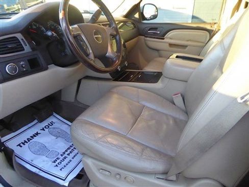 Used 2011 GMC Yukon Denali image 15