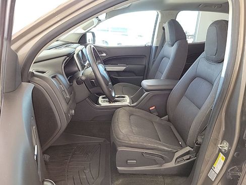 Used 2016 Chevrolet Colorado LT w/ LT Convenience Package image 8