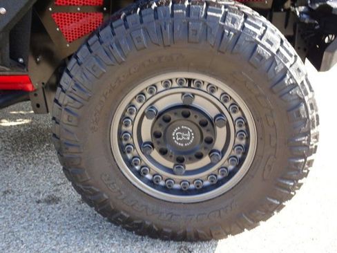 Used 2023 Jeep Wrangler Unlimited Sport image 25