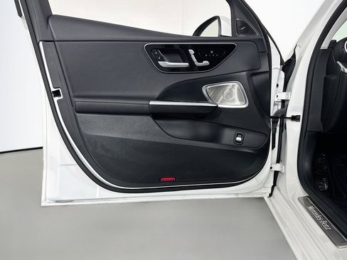 Certified 2024 Mercedes-Benz C 300 Sedan w/ Exclusive Trim Package image 21