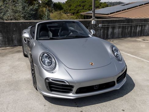 Certified 2015 Porsche 911 Turbo S AWD/4WD image 15