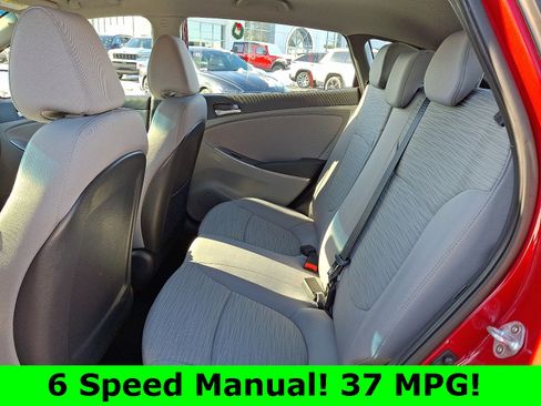 Used 2017 Hyundai Accent SE image 11