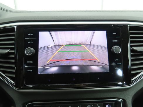 Certified 2023 Volkswagen Atlas SE w/ Panoramic Sunroof Package image 14