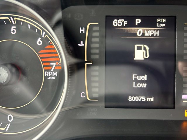 Used 2017 Jeep Cherokee Latitude w/ Cold Weather Group AWD/4WD image 12