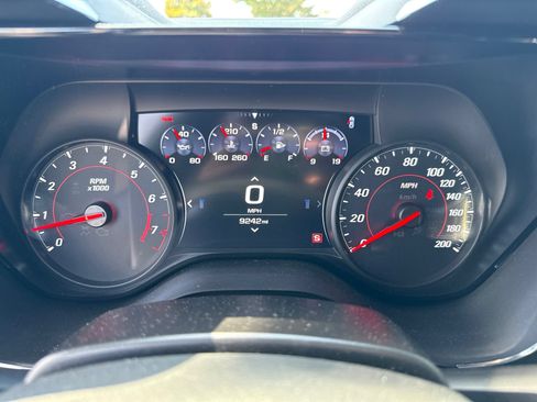 Used 2021 Chevrolet Camaro SS RWD image 12
