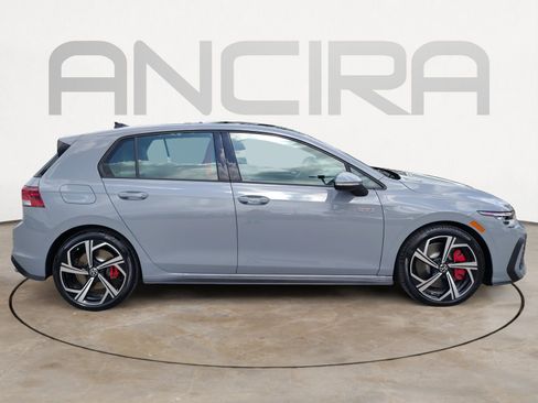 Used 2026 Volkswagen GTI SE FWD image 15
