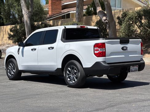 Used 2025 Ford Maverick XLT w/ Equipment Group 302A AWD/4WD image 6