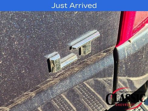 Used 2022 Chevrolet Silverado 1500 LT Trail Boss image 18