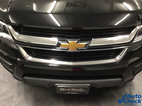 Used 2018 Chevrolet Colorado W/T AWD/4WD image 18