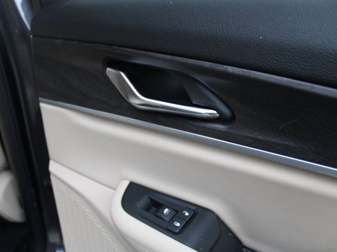 New 2025 Jeep Grand Cherokee Limited image 24