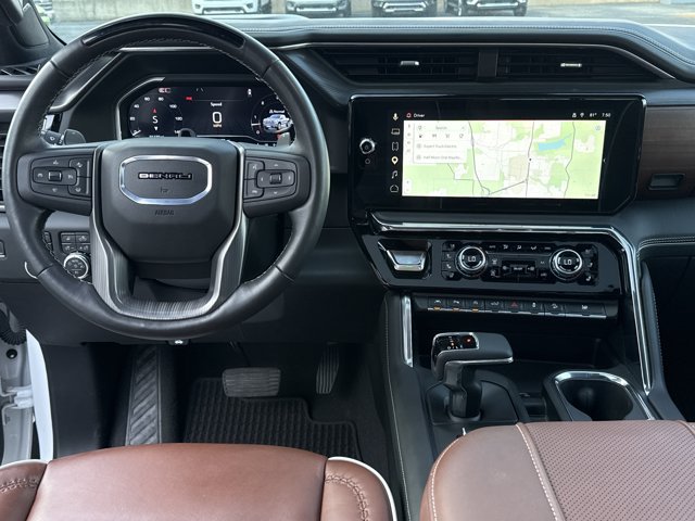 Used 2024 GMC Sierra 1500 Denali Ultimate AWD/4WD image 7