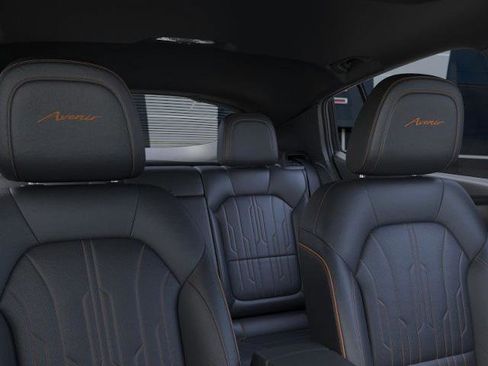 New 2025 Buick Envista Avenir image 24
