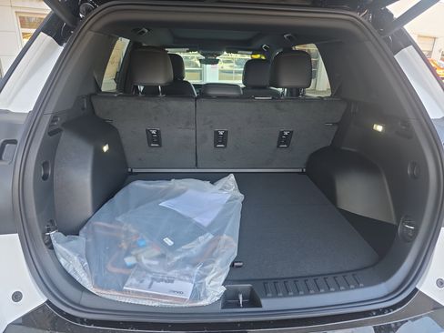 New 2026 GMC Terrain AT4 w/ Technology Package II image 5