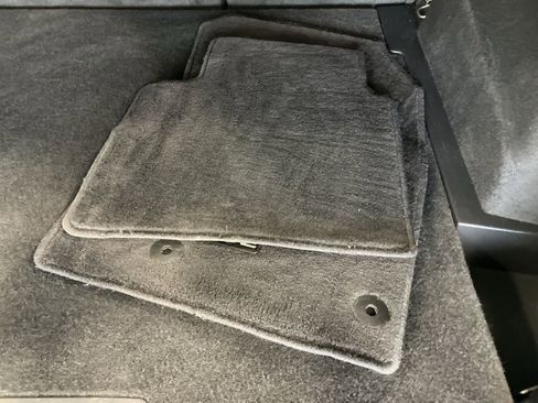 Used 2024 Nissan Rogue SV image 26