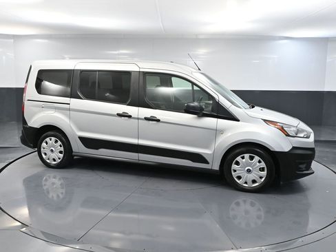 Used 2021 Ford Transit Connect XL image 4