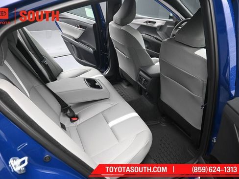 New 2026 Toyota Camry SE FWD image 31