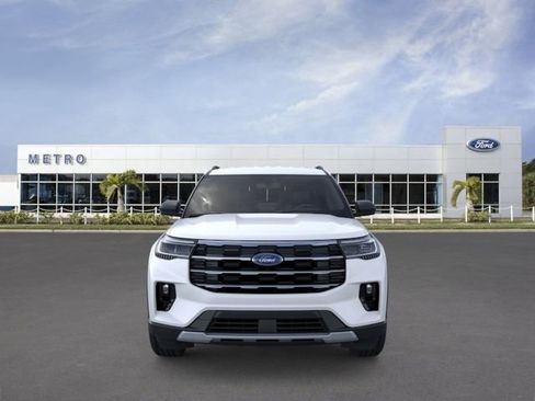 New 2026 Ford Explorer Active w/ Active Comfort Package image 6