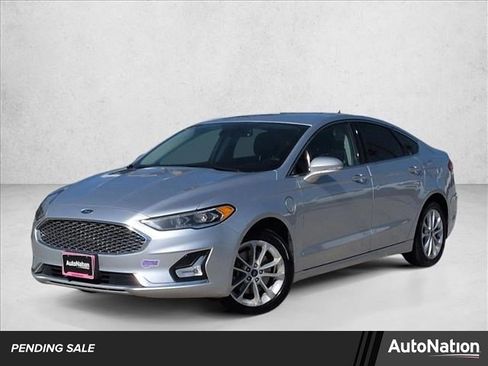 Used 2019 Ford Fusion Energi Titanium image 1