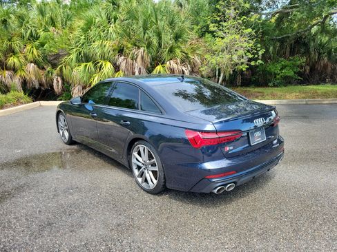 Used 2021 Audi S6 Premium Plus w/ Black Optic Package AWD/4WD image 6