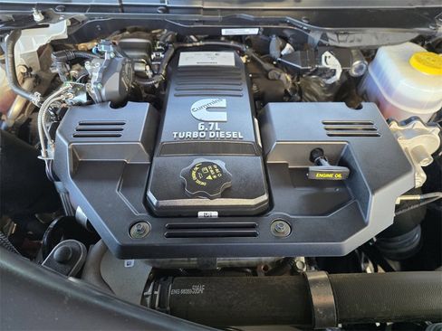 Used 2023 RAM 3500 Big Horn image 23
