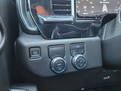 Used 2023 GMC Sierra 1500 Elevation RWD image 30