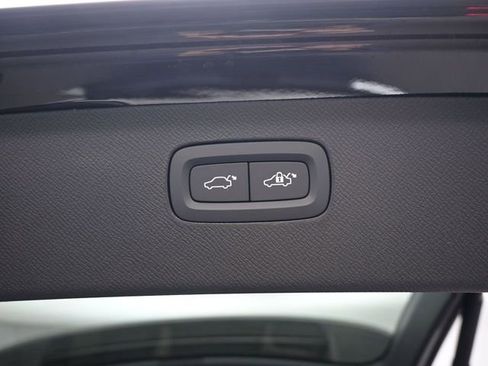 New 2026 Volvo XC90 B6 Ultra w/ Protection Package Premier image 34