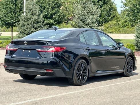 Used 2026 Toyota Camry SE FWD image 23