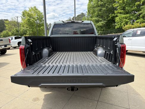 Used 2025 Toyota Tundra SR5 w/ SR5 Premium Package AWD/4WD image 18