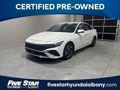 Certified 2025 Hyundai Elantra Limited
