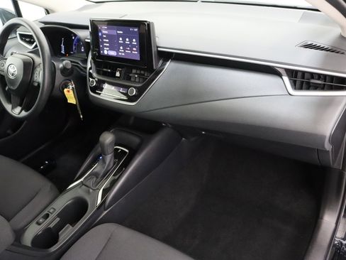 Certified 2026 Toyota Corolla LE FWD image 33