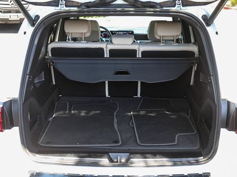 Used 2026 Mercedes-Benz GLB 250 image 24