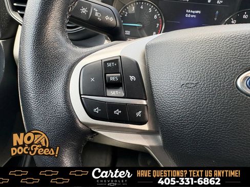 Used 2022 Ford Explorer XLT AWD/4WD image 32