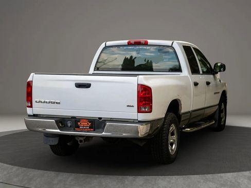 Used 2004 Dodge Ram 1500 Truck SLT w/ Big Horn Quad Cab Value Group image 4