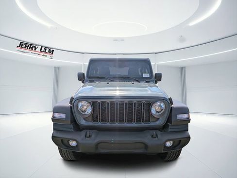New 2026 Jeep Wrangler Sport S image 7