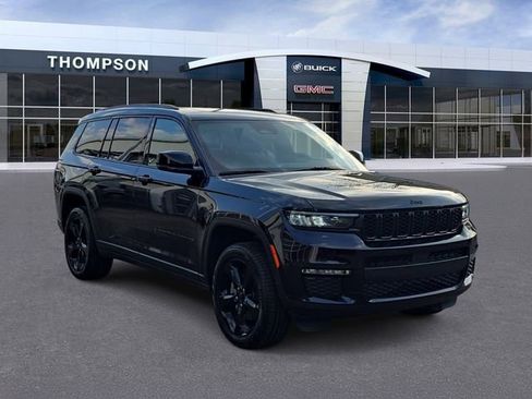 Used 2025 Jeep Grand Cherokee L Limited w/ Black Appearance Package image 1