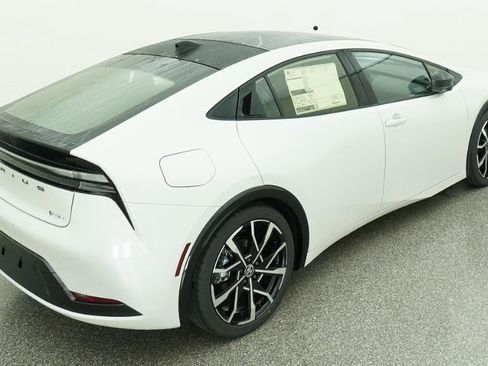 New 2026 Toyota Prius Plug-In Hybrid image 9