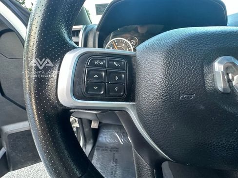 Used 2021 RAM 2500 Big Horn image 27