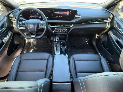 Used 2024 Buick Envista Sport Touring image 30