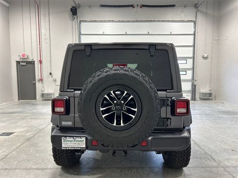 New 2025 Jeep Wrangler Willys image 7