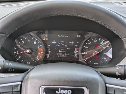 Used 2024 Jeep Compass Latitude image 15