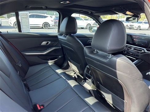 Used 2023 BMW 330i 330i image 18