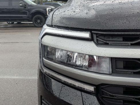 Used 2024 Ford Expedition XLT AWD/4WD image 9