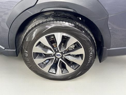 Used 2024 Subaru Outback Touring XT AWD/4WD image 25