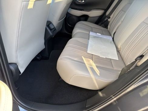 Used 2026 Honda HR-V EX-L image 17