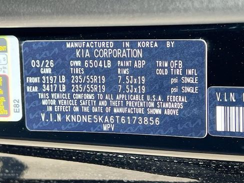 New 2026 Kia Carnival SX Prestige FWD image 35