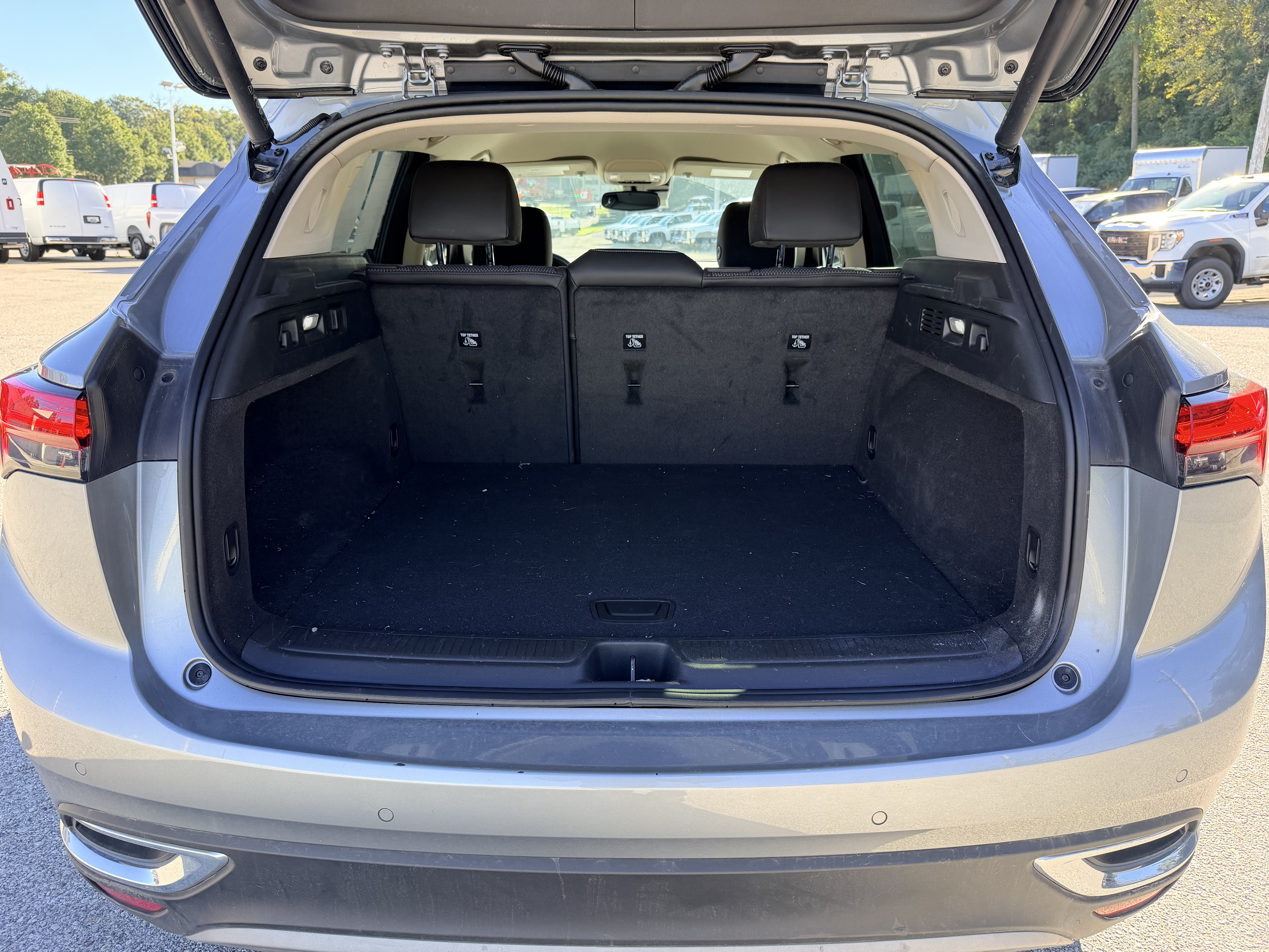 Used 2023 Buick Envision Preferred AWD/4WD image 10