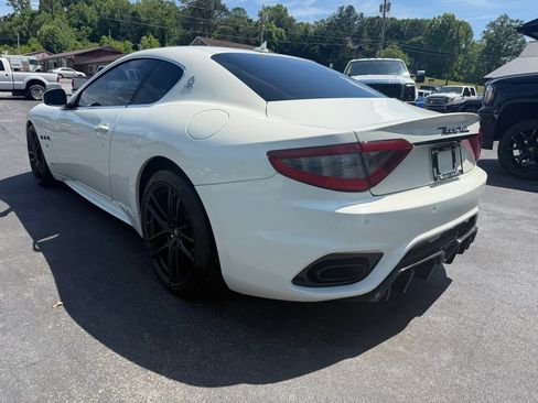 Used 2018 Maserati GranTurismo Sport RWD image 16
