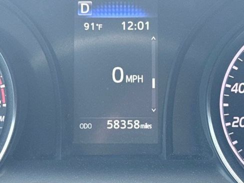 Used 2021 Toyota Camry SE FWD image 18